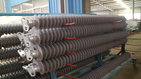 Δυναμική συχνότητα Τερματισμός τάση 100kV-1000kV Στάση Post Isolators 5kg-200KGS Σιλικόνη